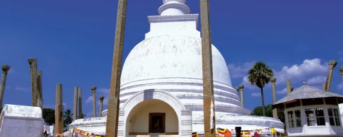 Thuparama-dagoba-Anuradhapura-Sri-Lanka